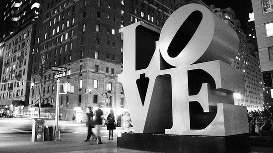 Black-and-white photo of Robert Indiana's LOVE sculpture
